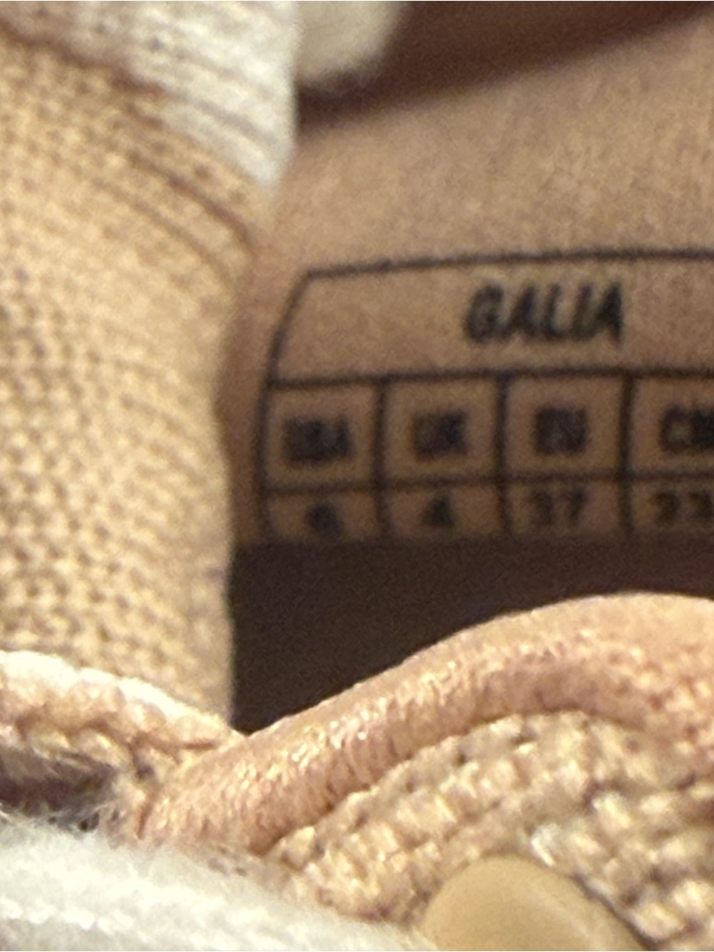 Vionic Galia Women's Knit Casual Sneakers White/Tan Size 6 - Picture 10 of 11
